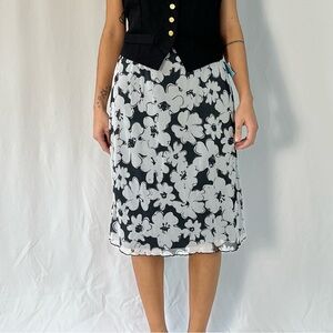 Rikki J Vintage 90s/Y2K Floral Slip Skirt Black and White
